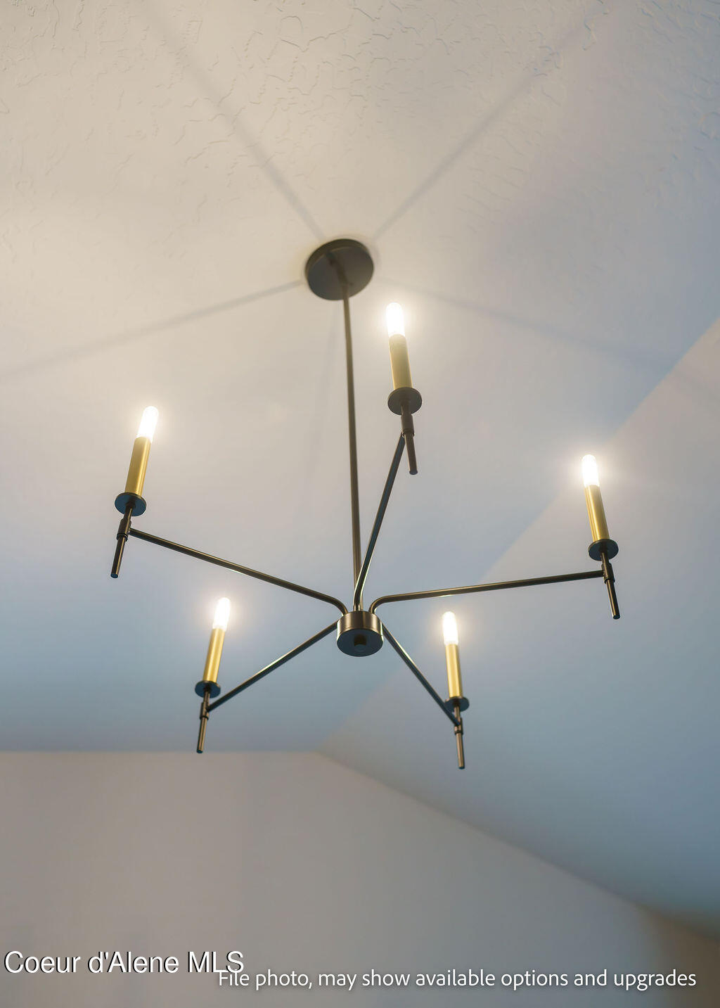 1021 W CORDGRASS AVE