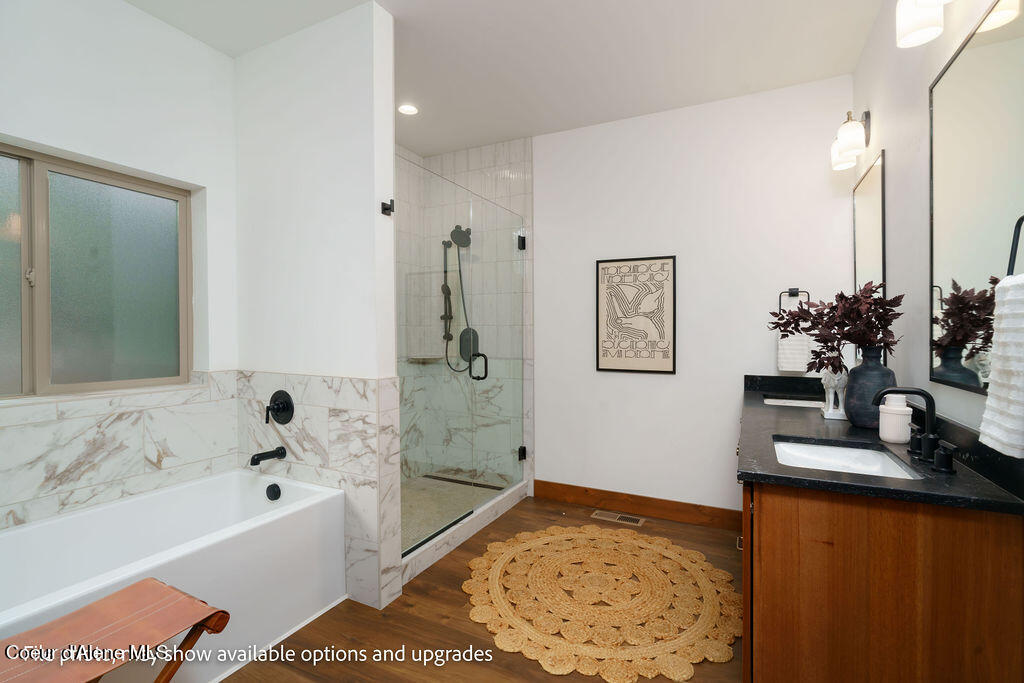 11958 N ROCKING R RD