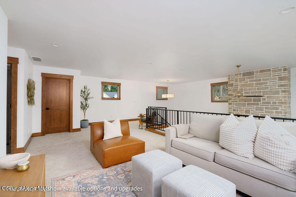 11958 N ROCKING R RD