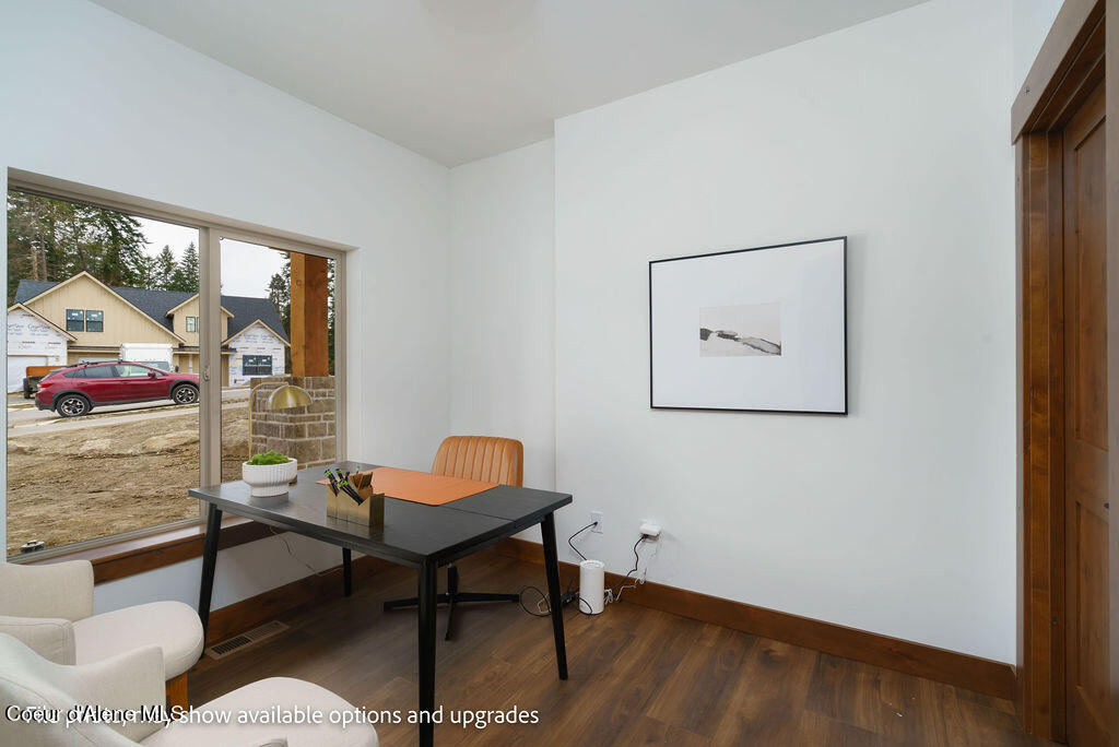 11958 N ROCKING R RD