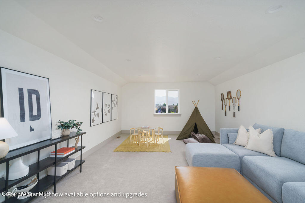 1075 W CORDGRASS AVE
