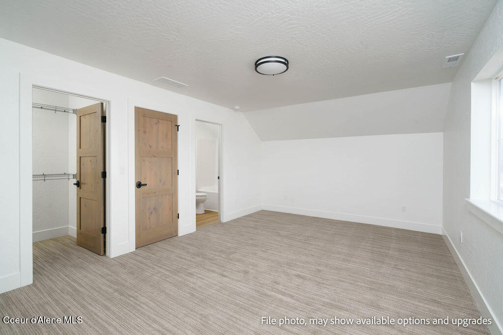 1101 W CORDGRASS AVE