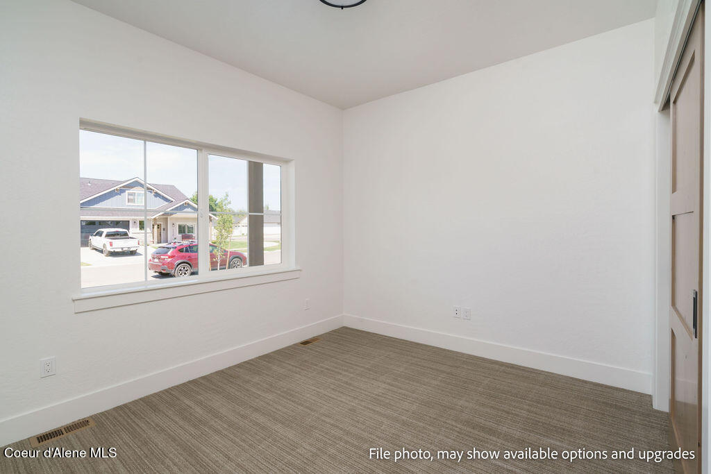 1101 W CORDGRASS AVE