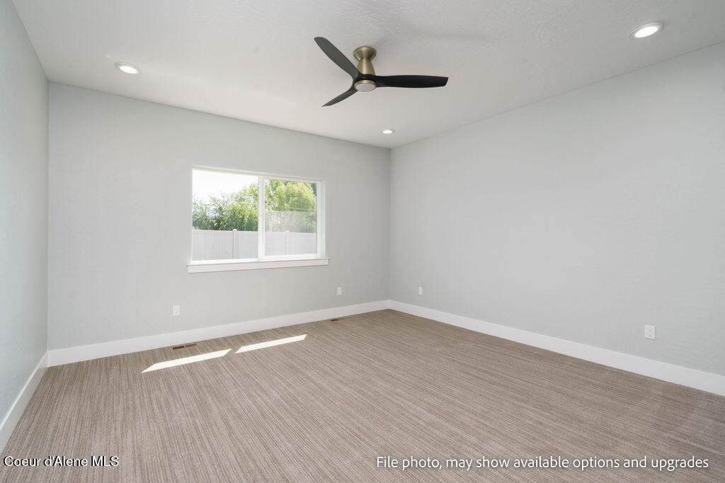 1101 W CORDGRASS AVE
