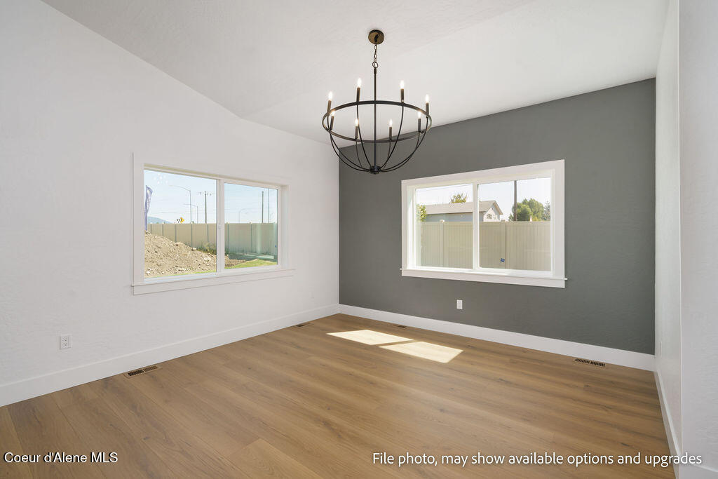 1101 W CORDGRASS AVE