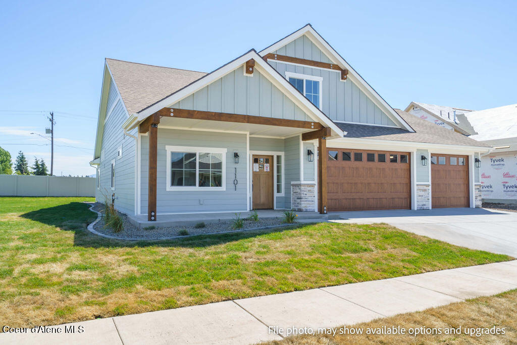 975 W CORDGRASS AVE