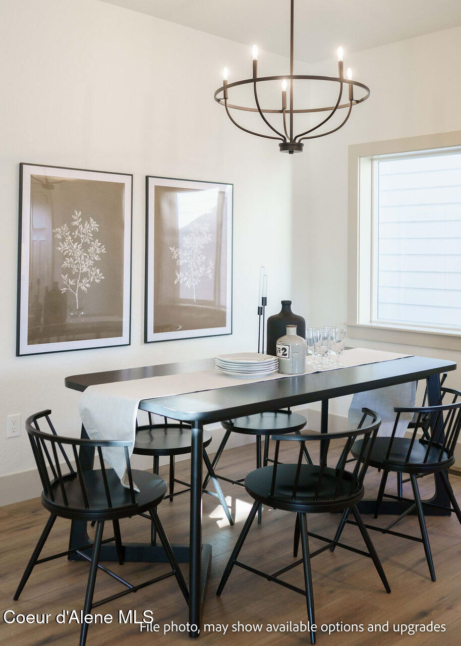 1047 W CORDGRASS AVE