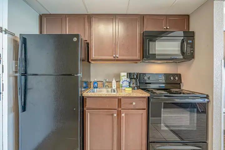 6900 N Ocean Blvd. Unit: 1113