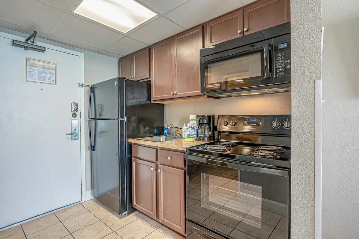 6900 N Ocean Blvd. Unit: 1113