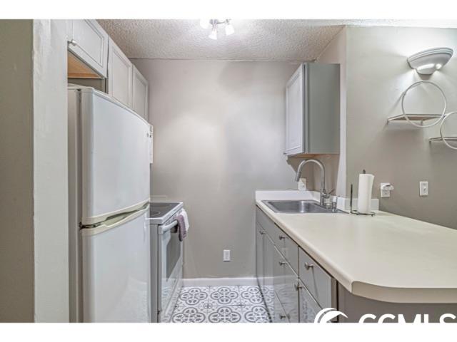 6840 Blue Heron Dr. Unit: 206