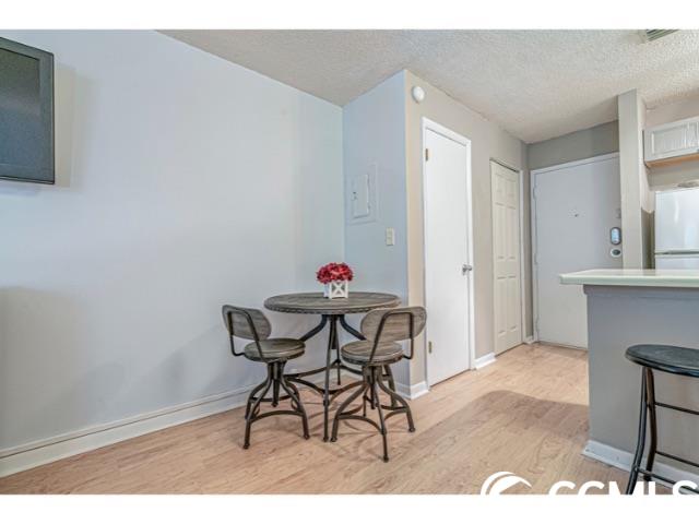 6840 Blue Heron Dr. Unit: 206