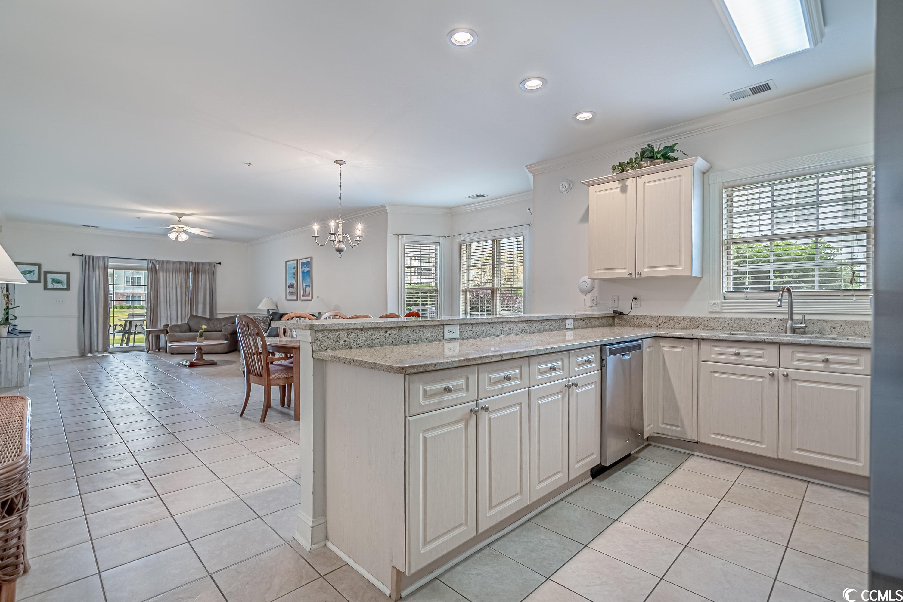 4811 Magnolia Lake Dr. Unit: 105