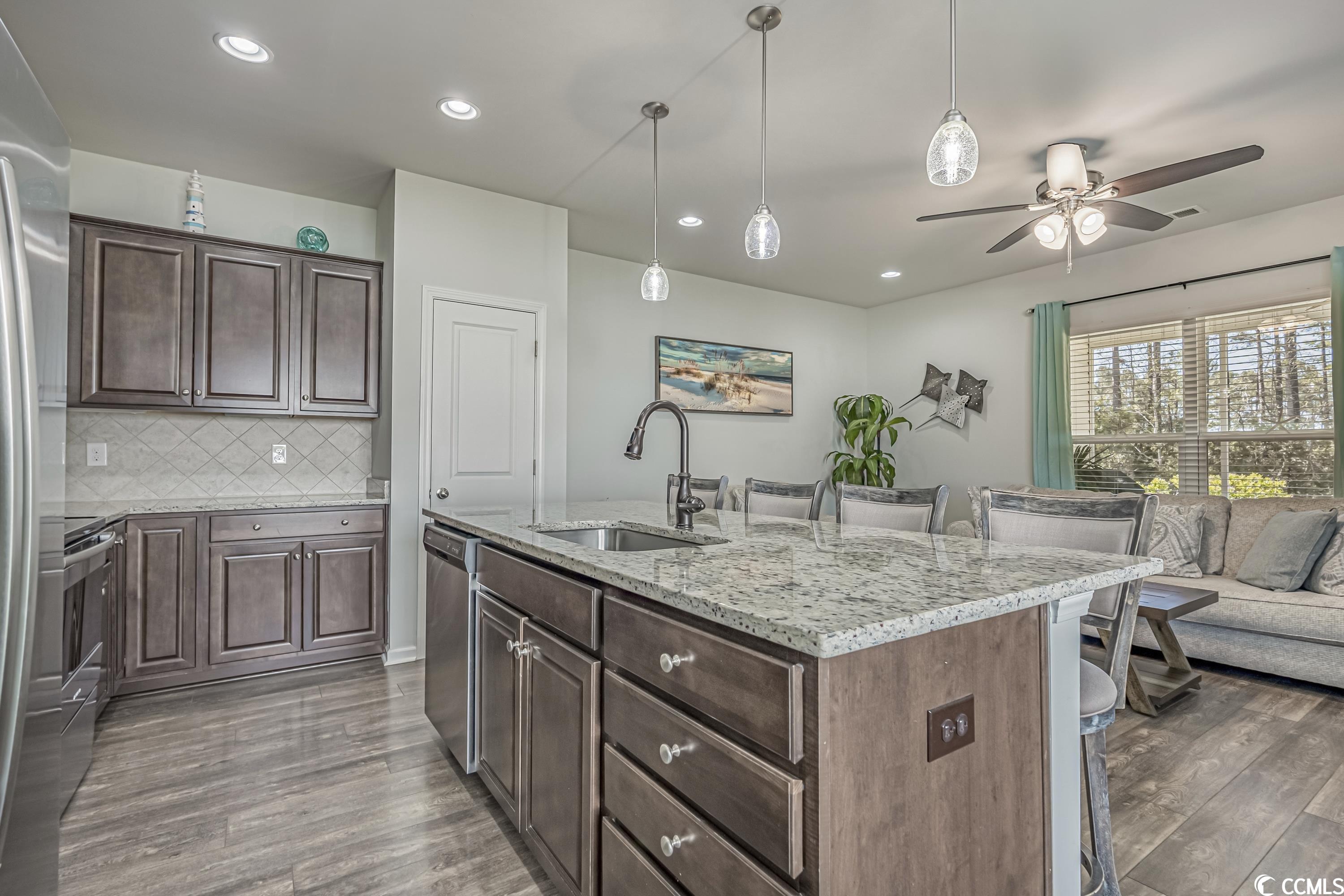 331 Castle Dr. Unit: 1438