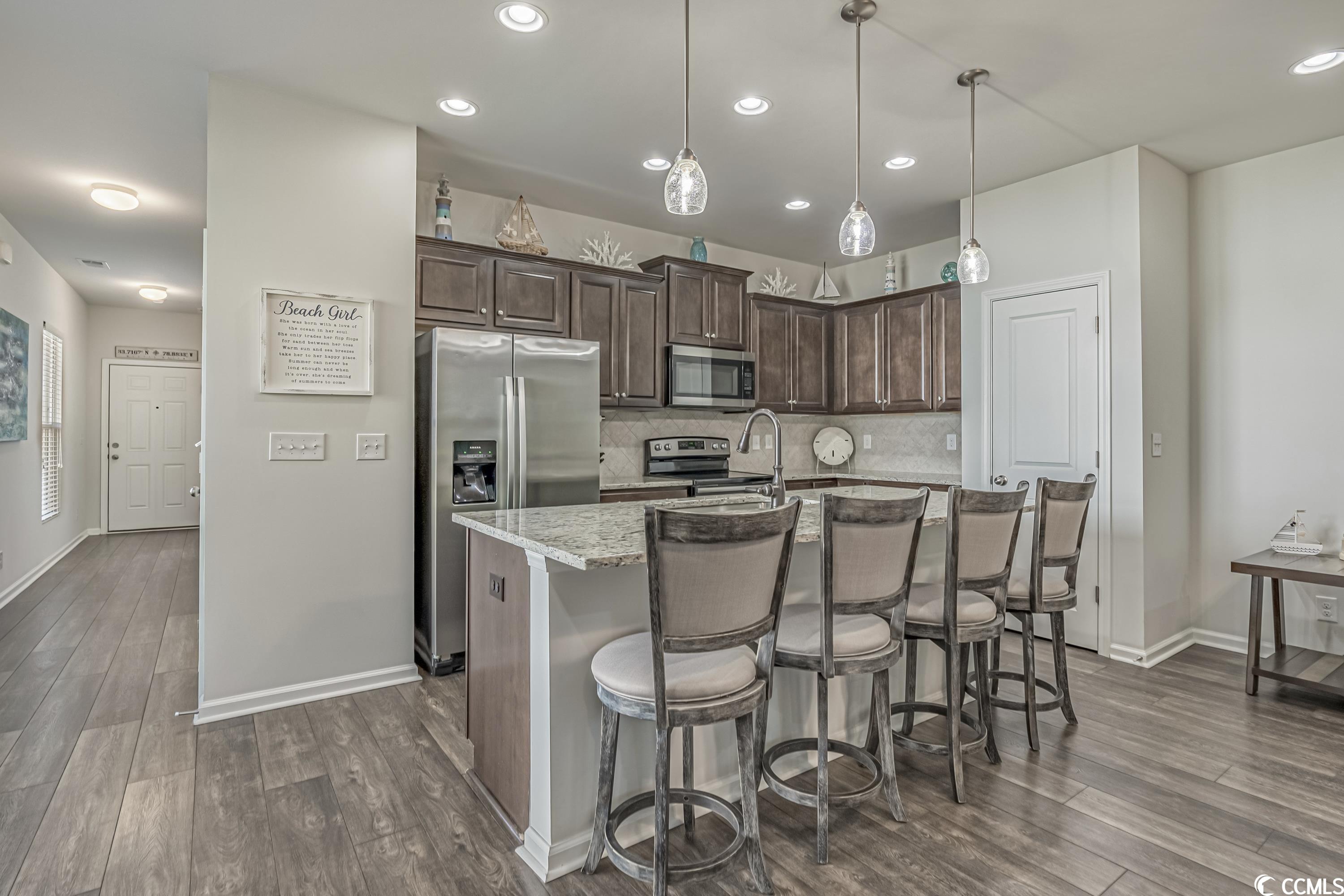 331 Castle Dr. Unit: 1438