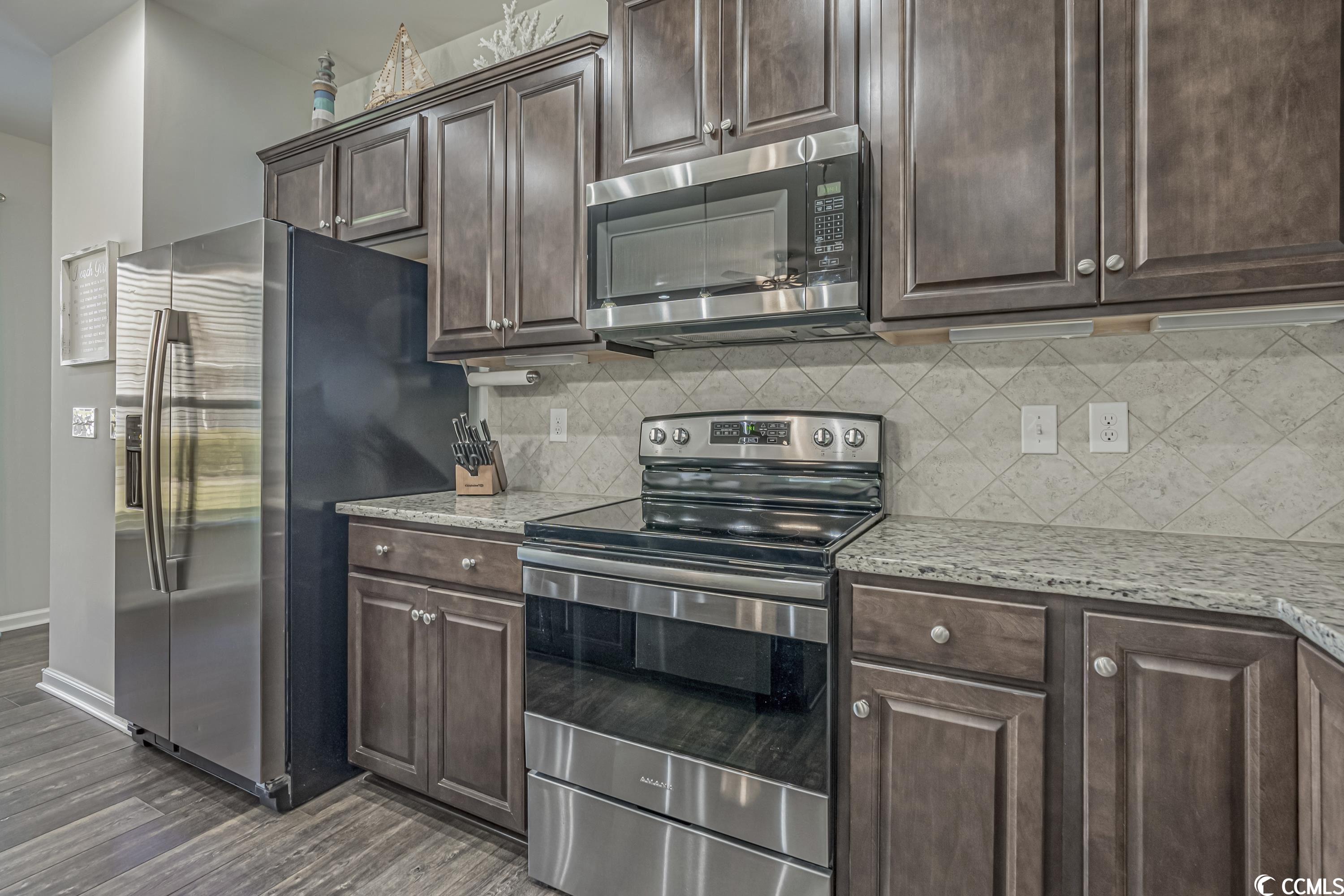 331 Castle Dr. Unit: 1438