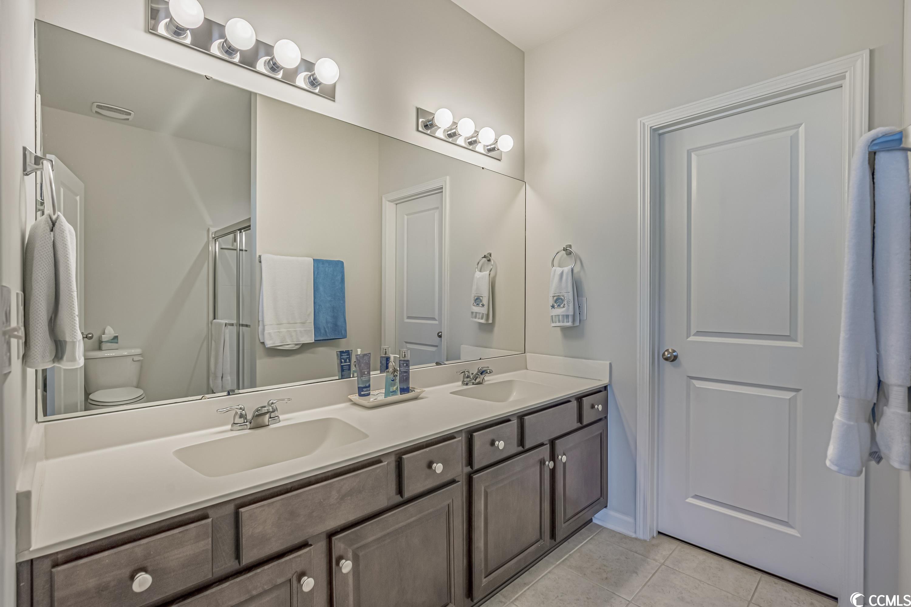 331 Castle Dr. Unit: 1438