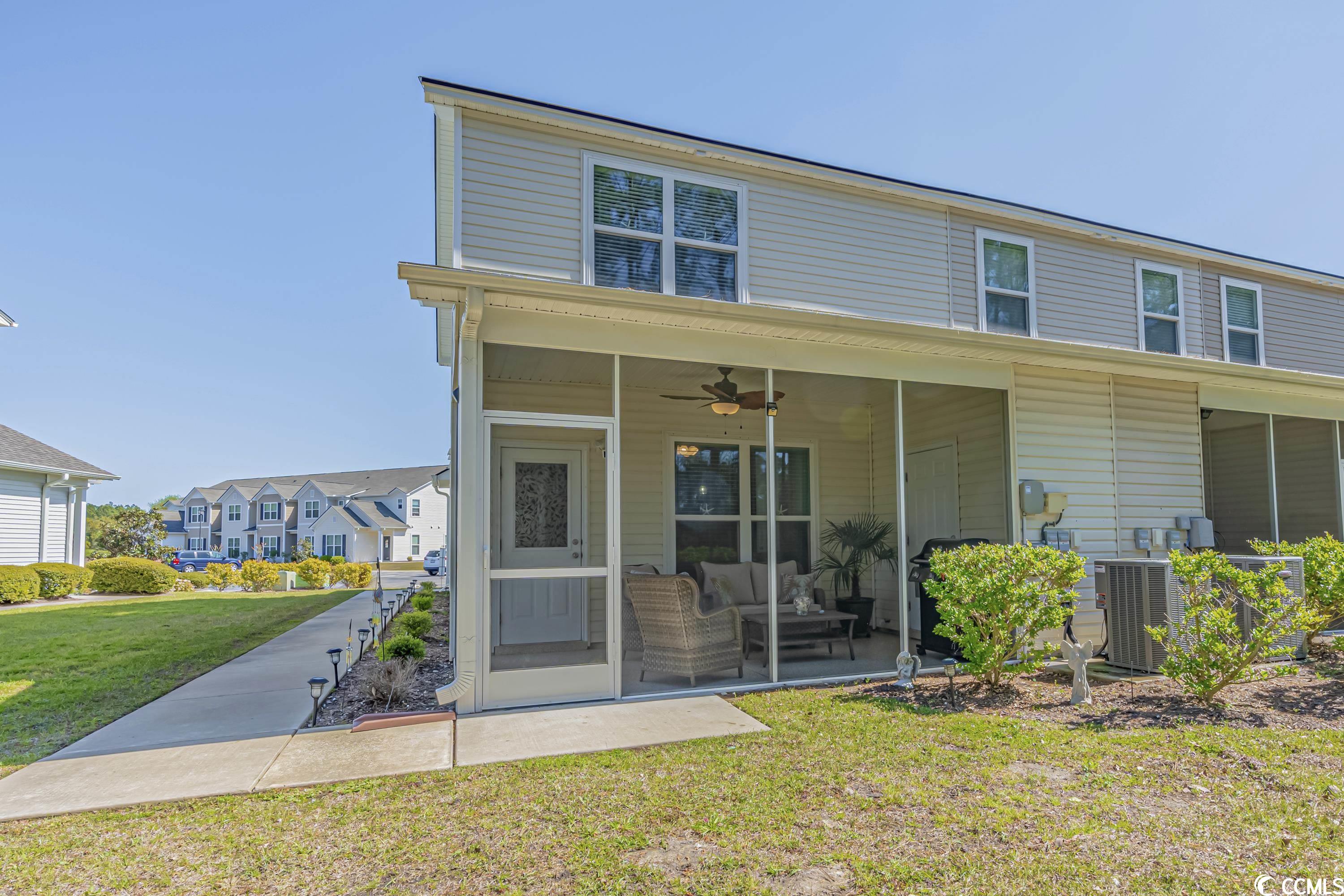 331 Castle Dr. Unit: 1438