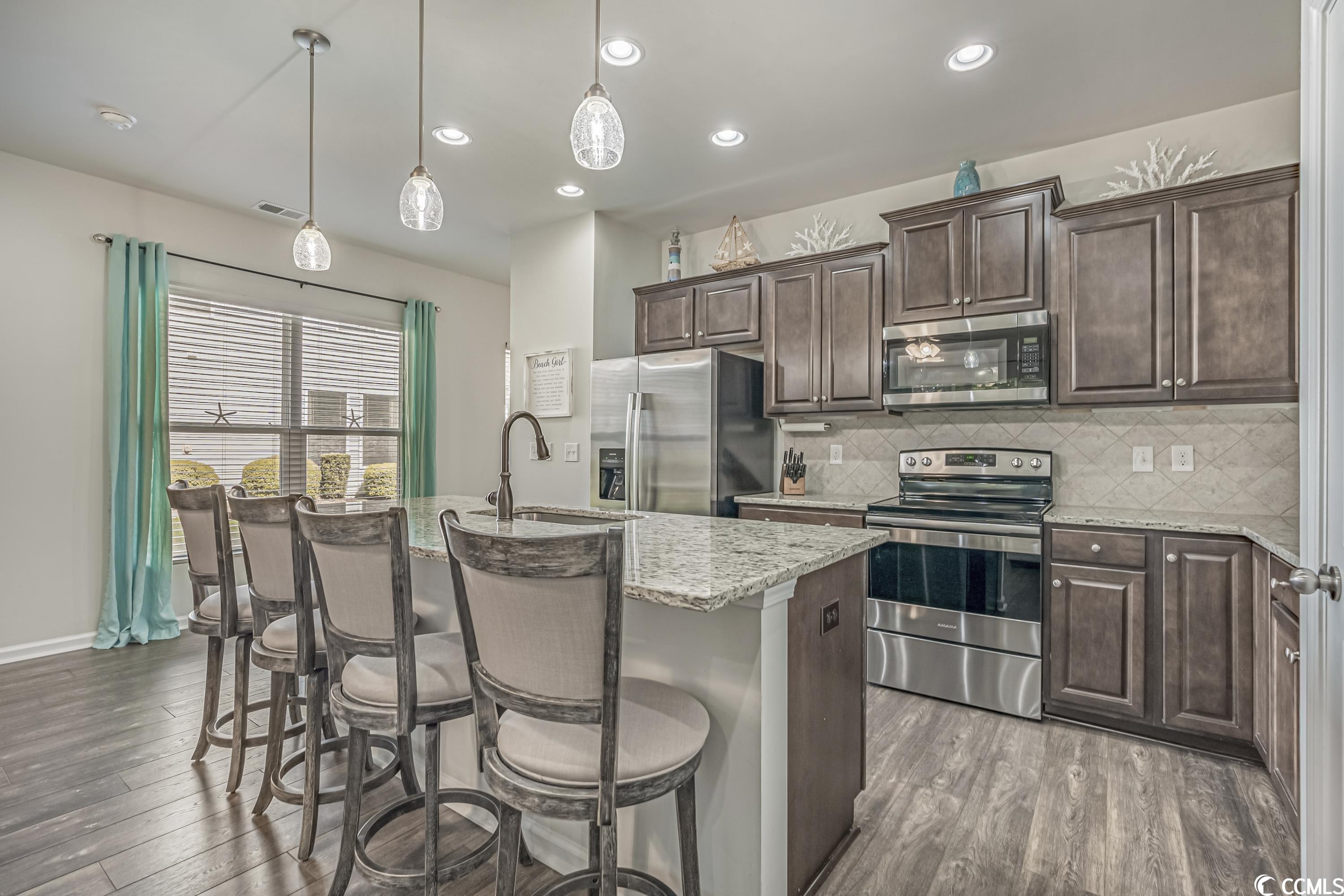 331 Castle Dr. Unit: 1438