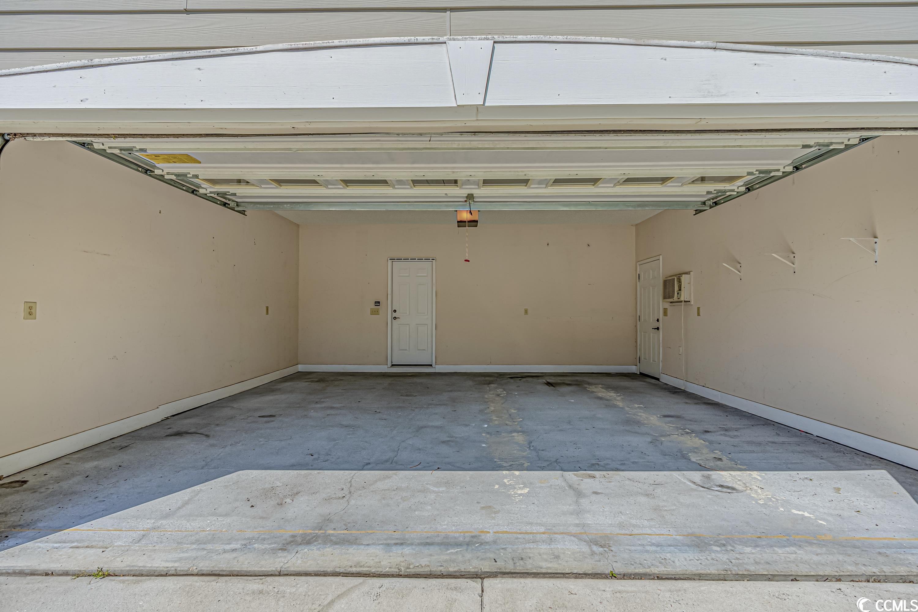 4804 Seabreeze Ln.