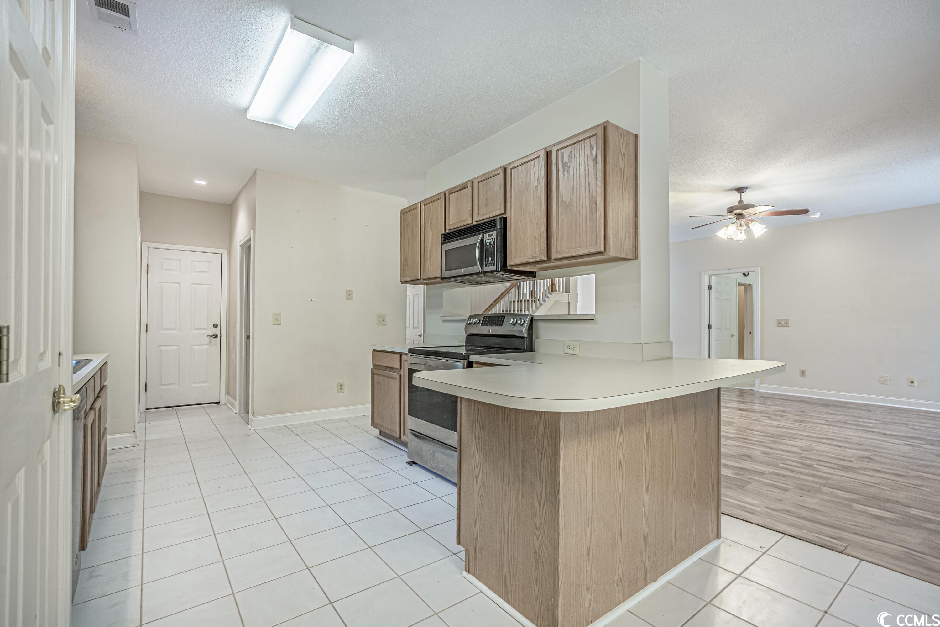 4804 Seabreeze Ln.