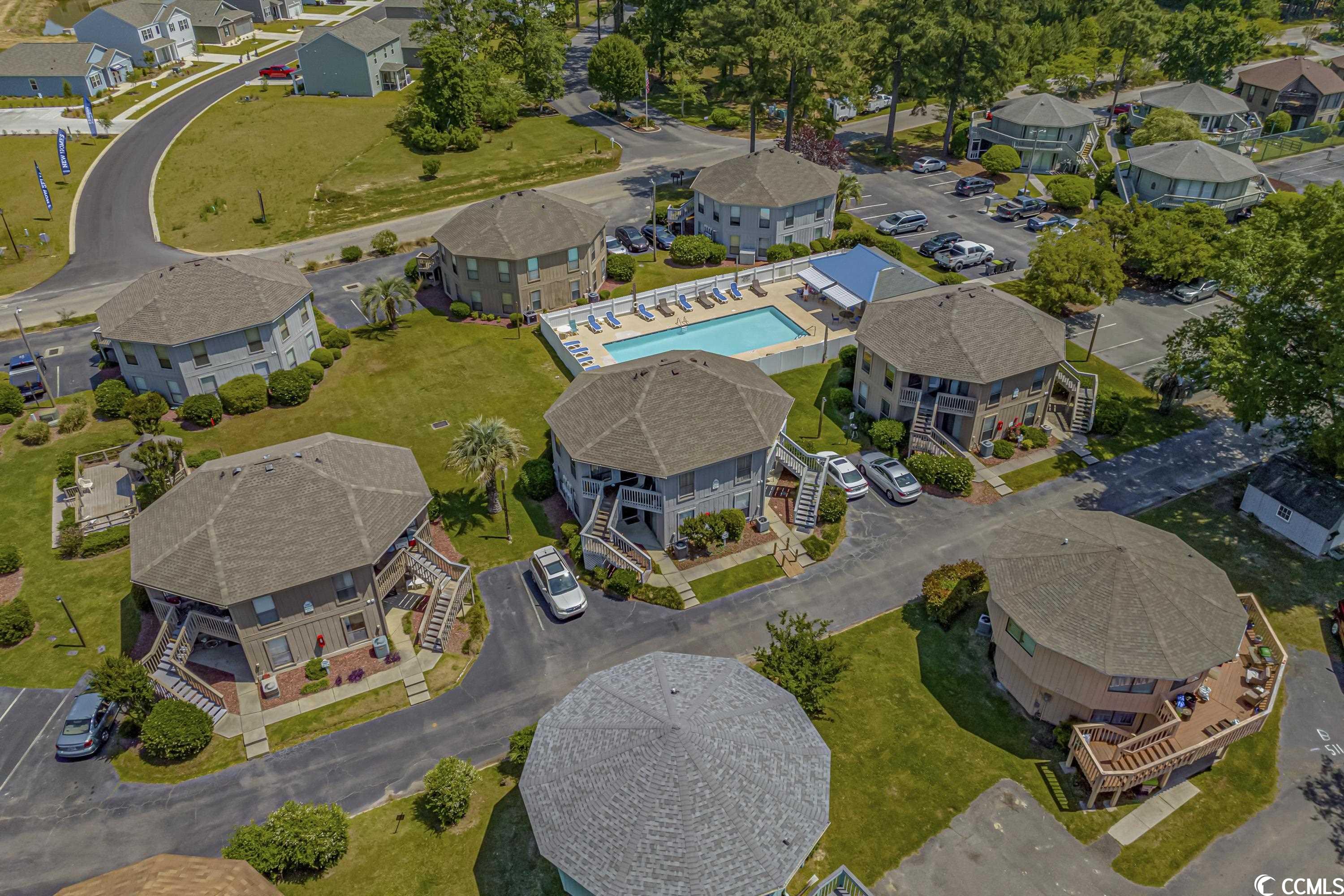 417 Tree Top Ct. Unit: 417 Tree Top Ct. #B