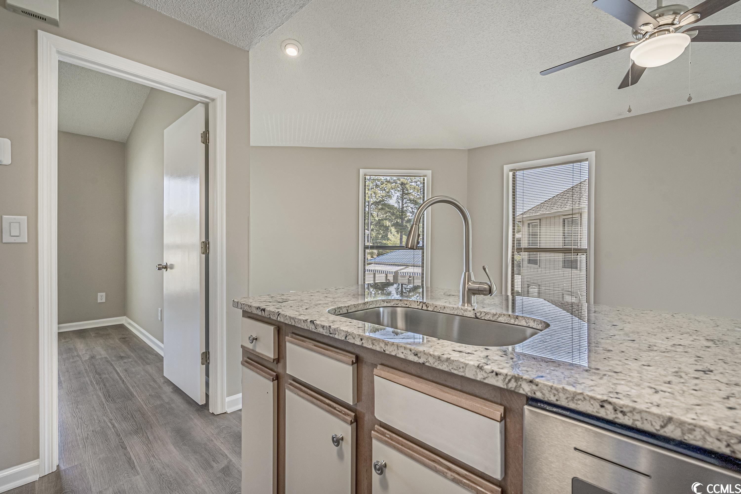 417 Tree Top Ct. Unit: 417 Tree Top Ct. #B