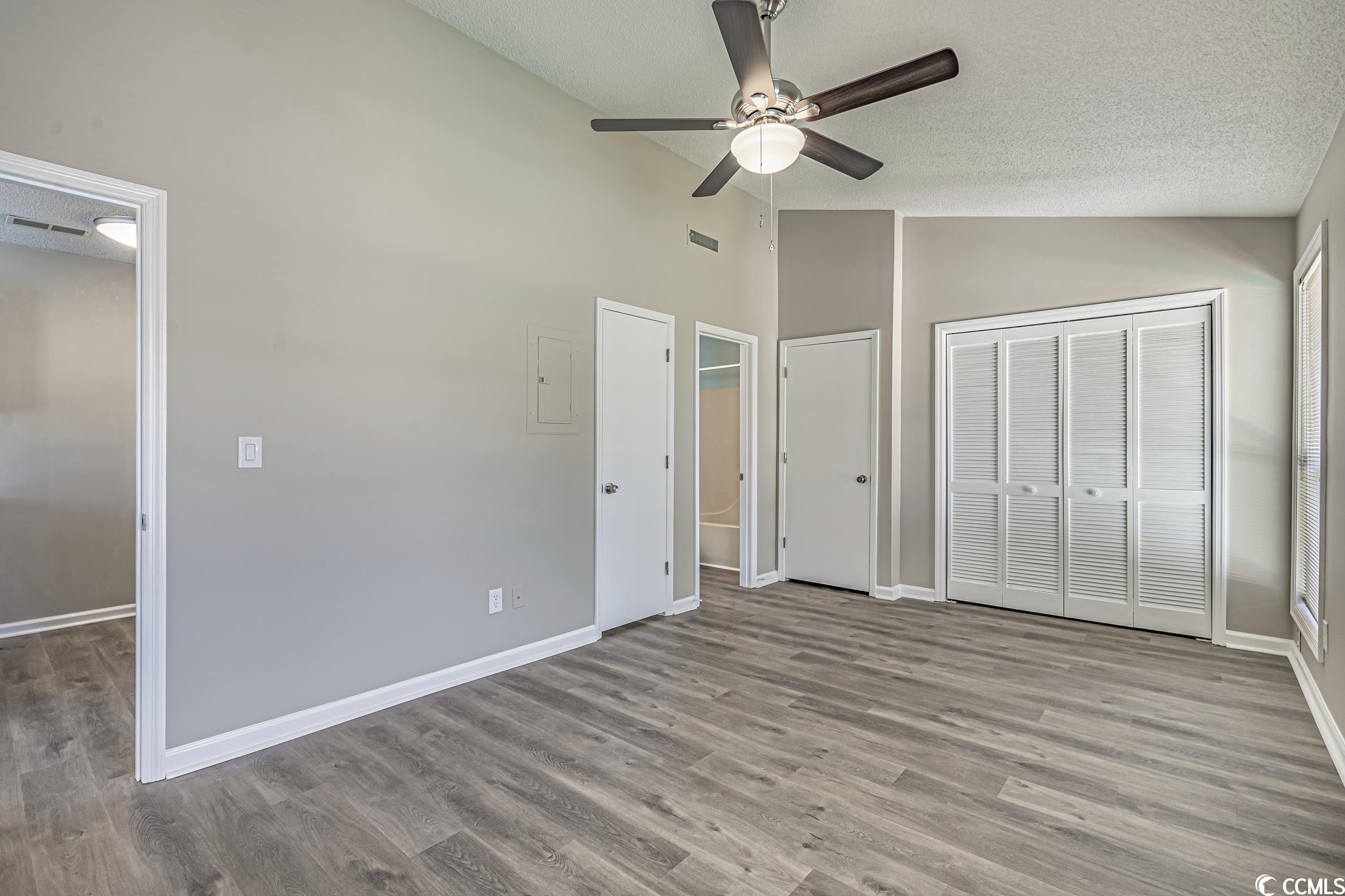 417 Tree Top Ct. Unit: 417 Tree Top Ct. #B