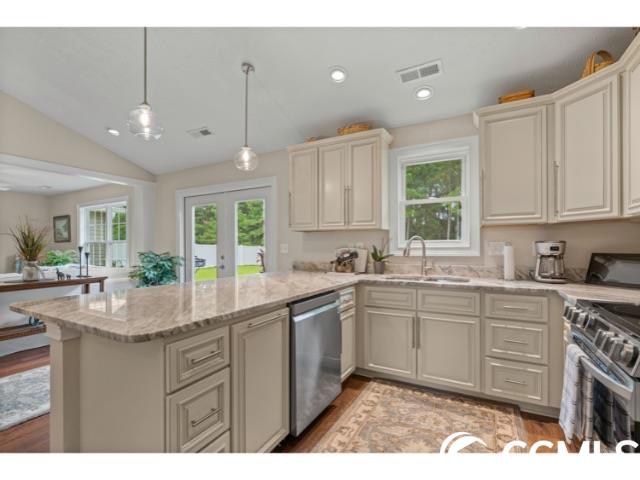 145 Maiden Ln.