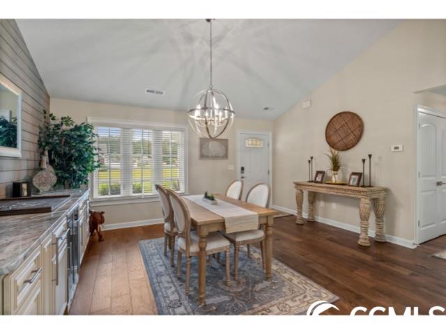 145 Maiden Ln.