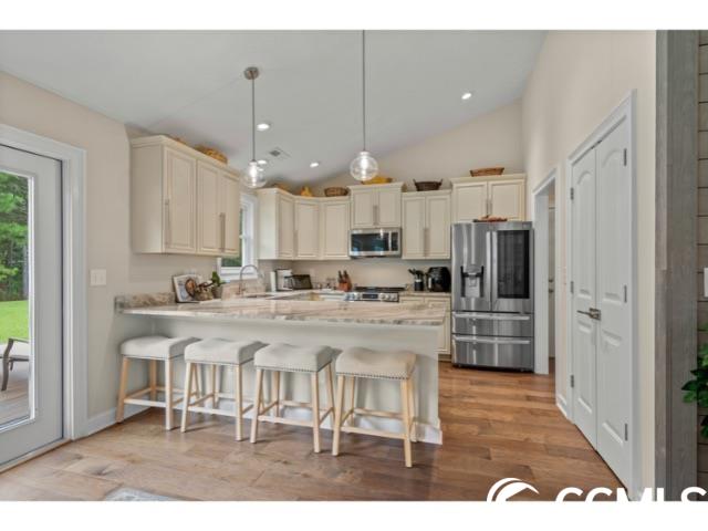 145 Maiden Ln.