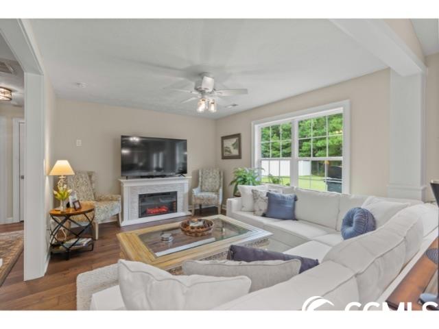 145 Maiden Ln.