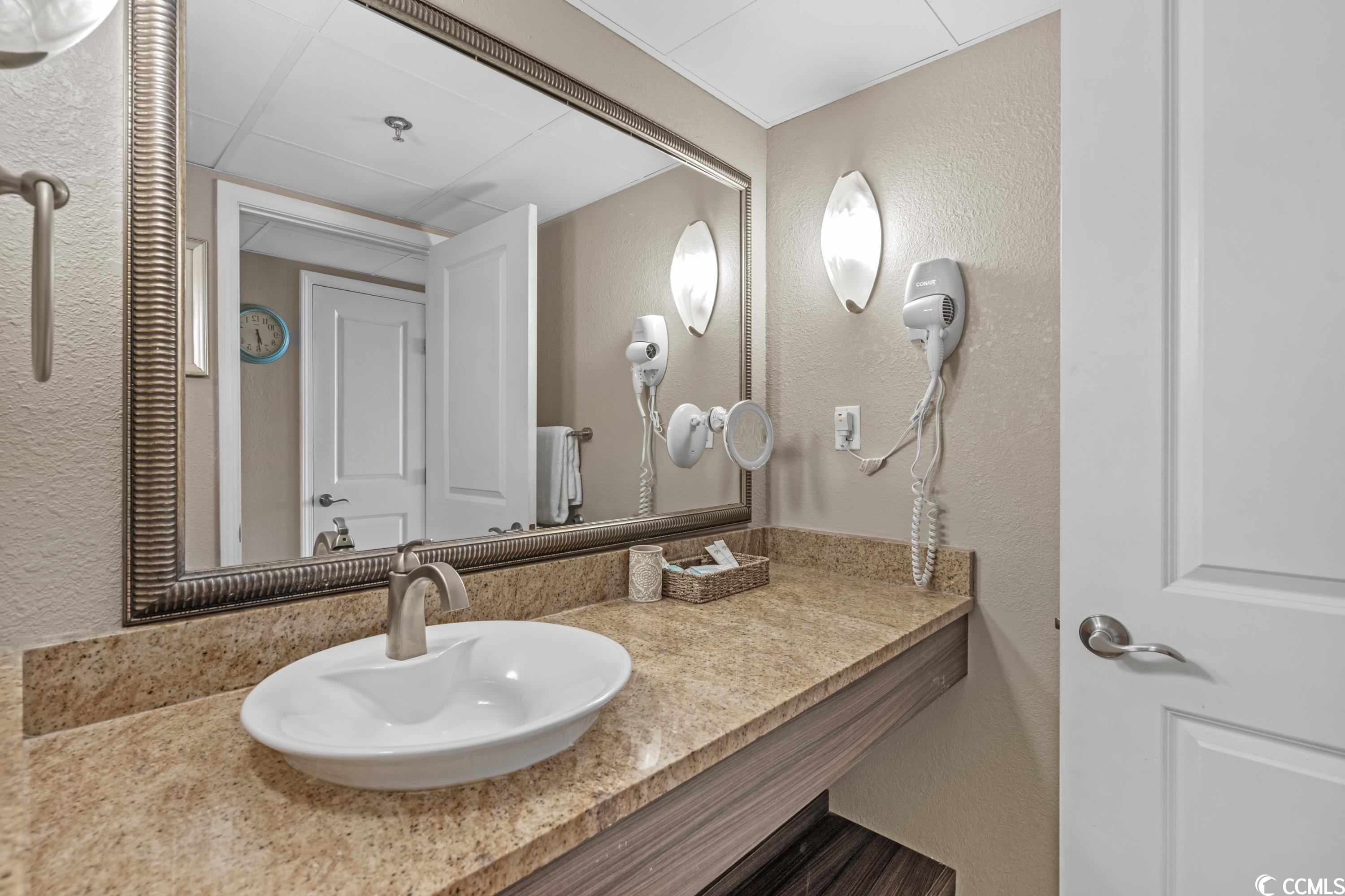 6900 N Ocean Blvd. Unit: 1038