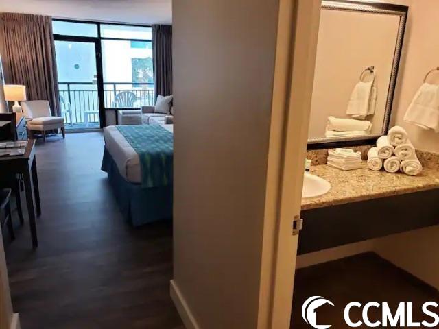 1501 Ocean Blvd. Unit: #422 Landmark Resort