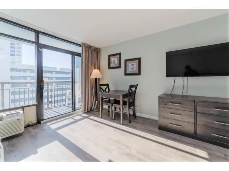 1501 S Ocean Blvd. Unit: 1420