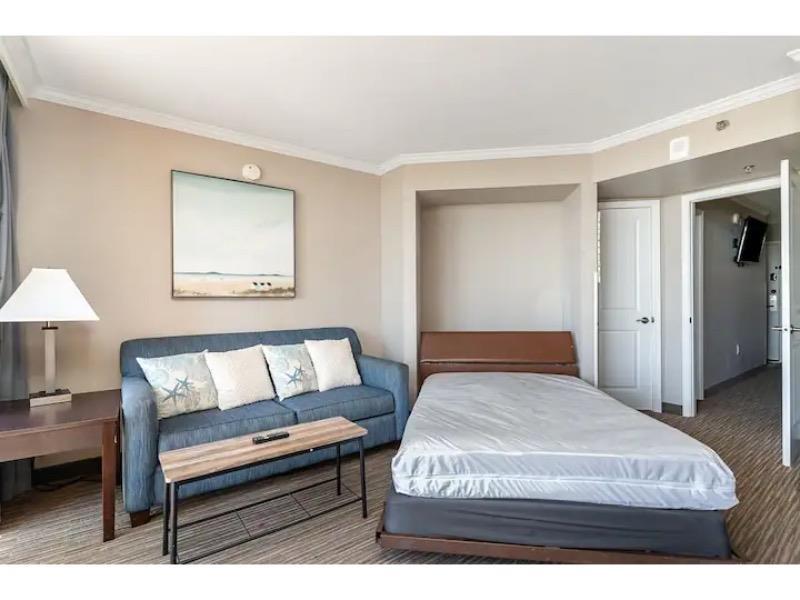 6900 N Ocean Blvd. Unit: 910