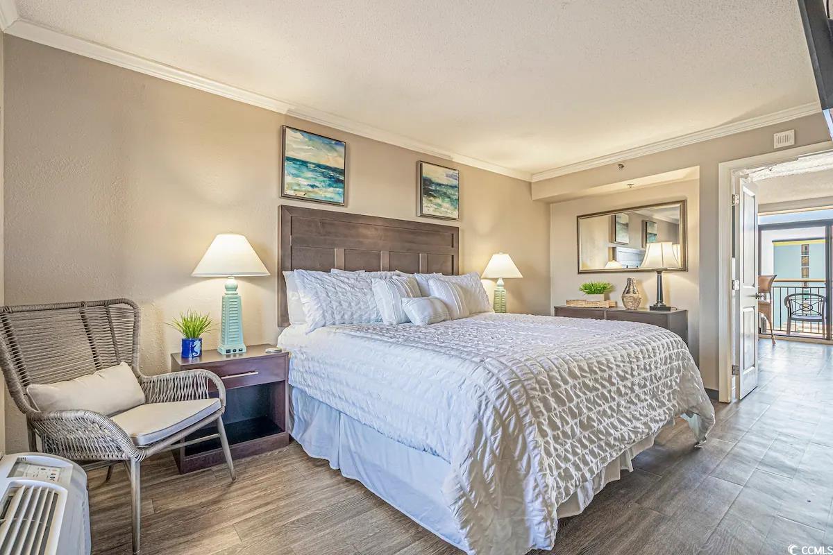 6900 Ocean Blvd. N Unit: 1205