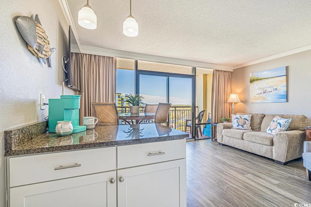 6900 Ocean Blvd. N Unit: 1205