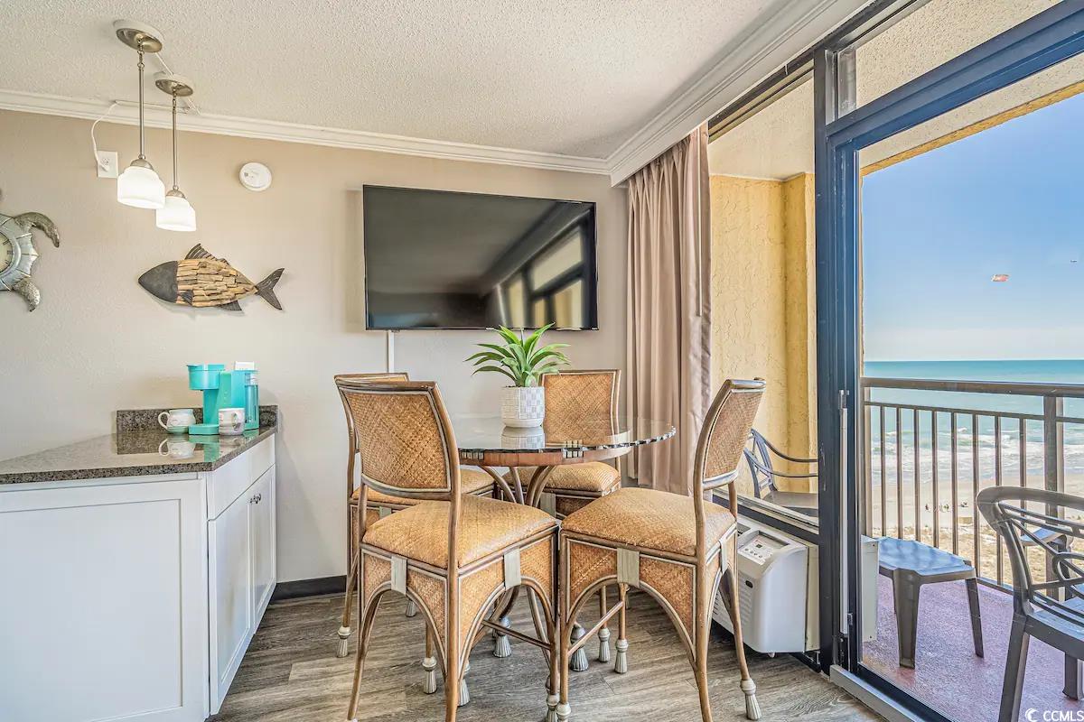 6900 Ocean Blvd. N Unit: 1205