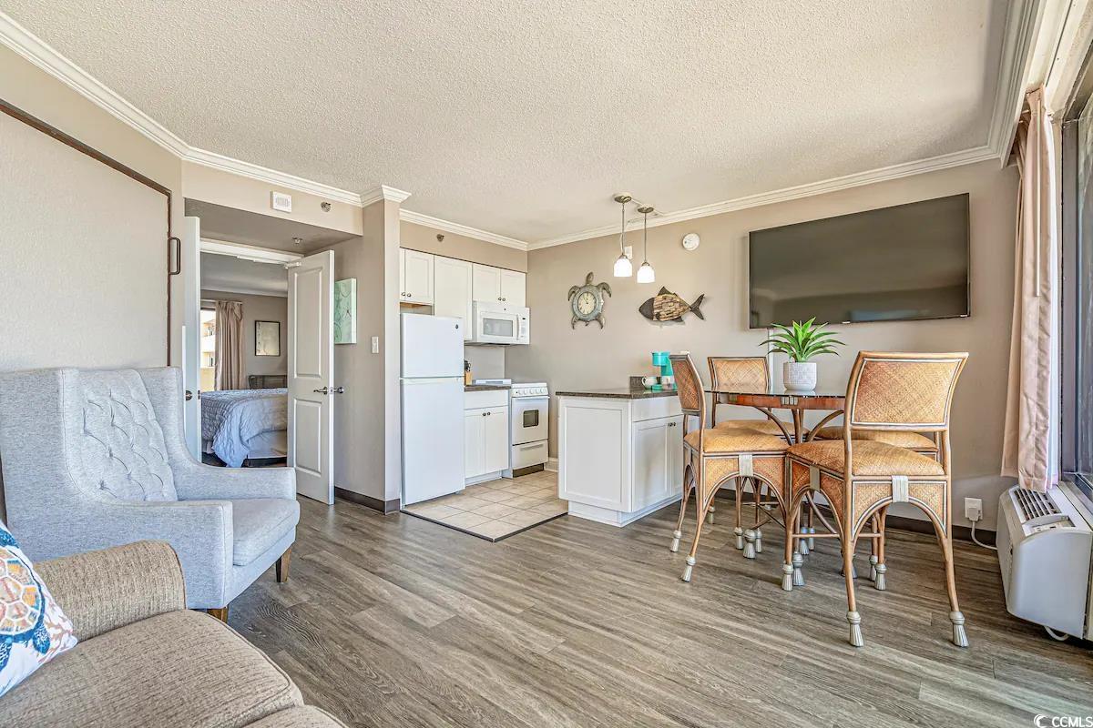 6900 Ocean Blvd. N Unit: 1205