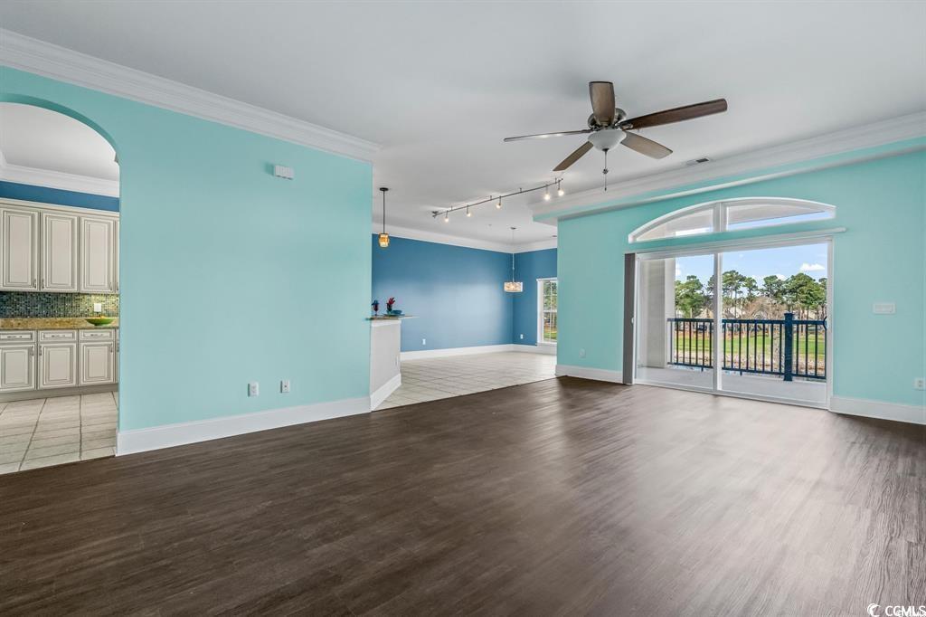 265 Venice Way Unit: #1-305 Lauderdale Bay