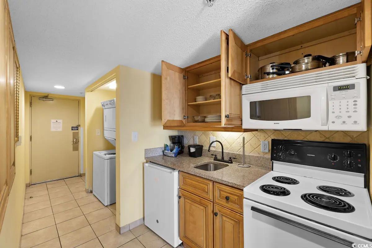 7100 Ocean Blvd. N Unit: 925