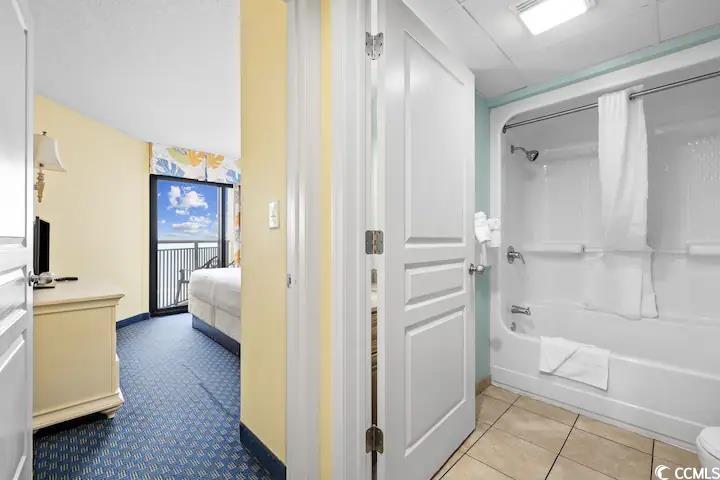 7100 Ocean Blvd. N Unit: 925