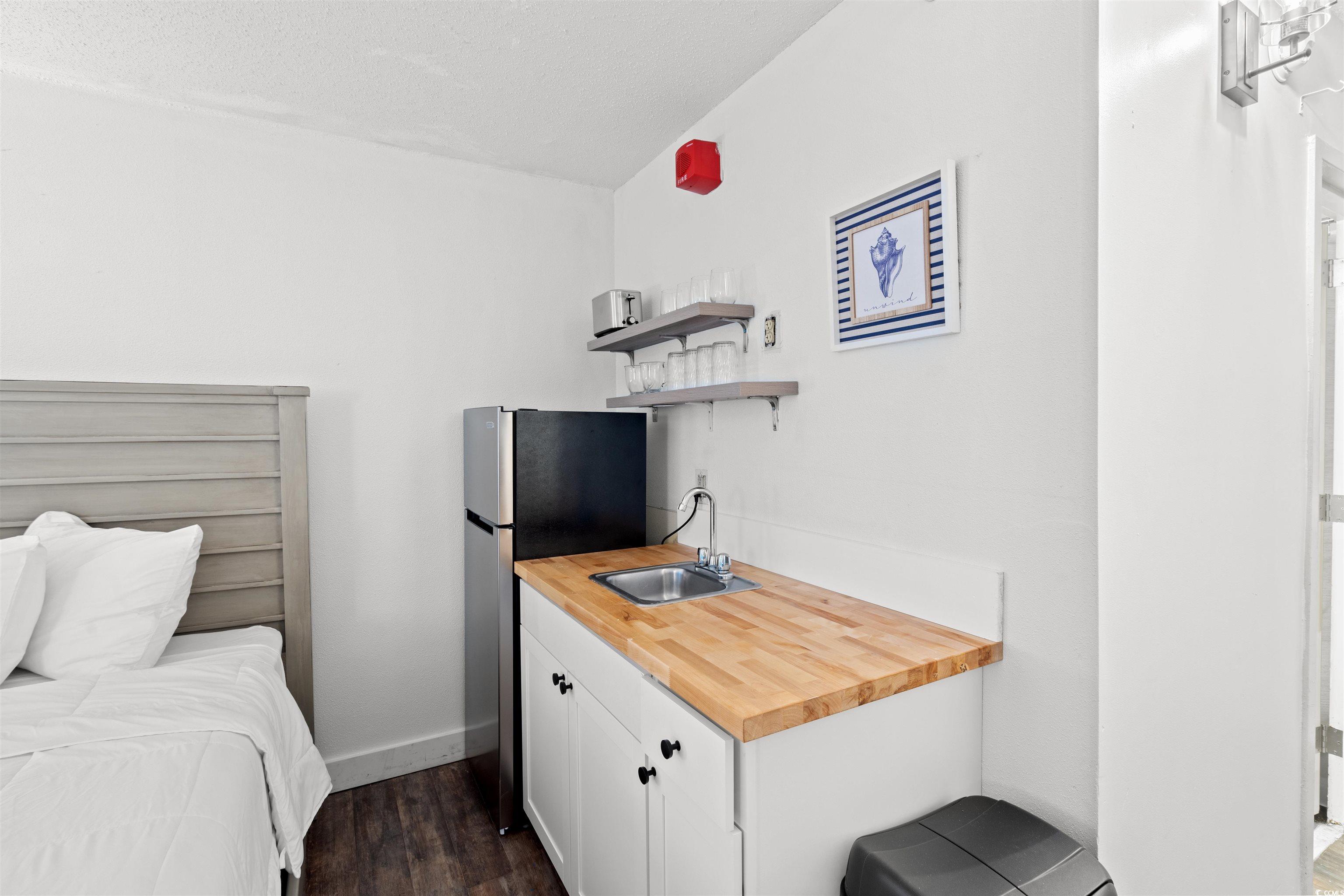 1501 Ocean Blvd. S Unit: 422