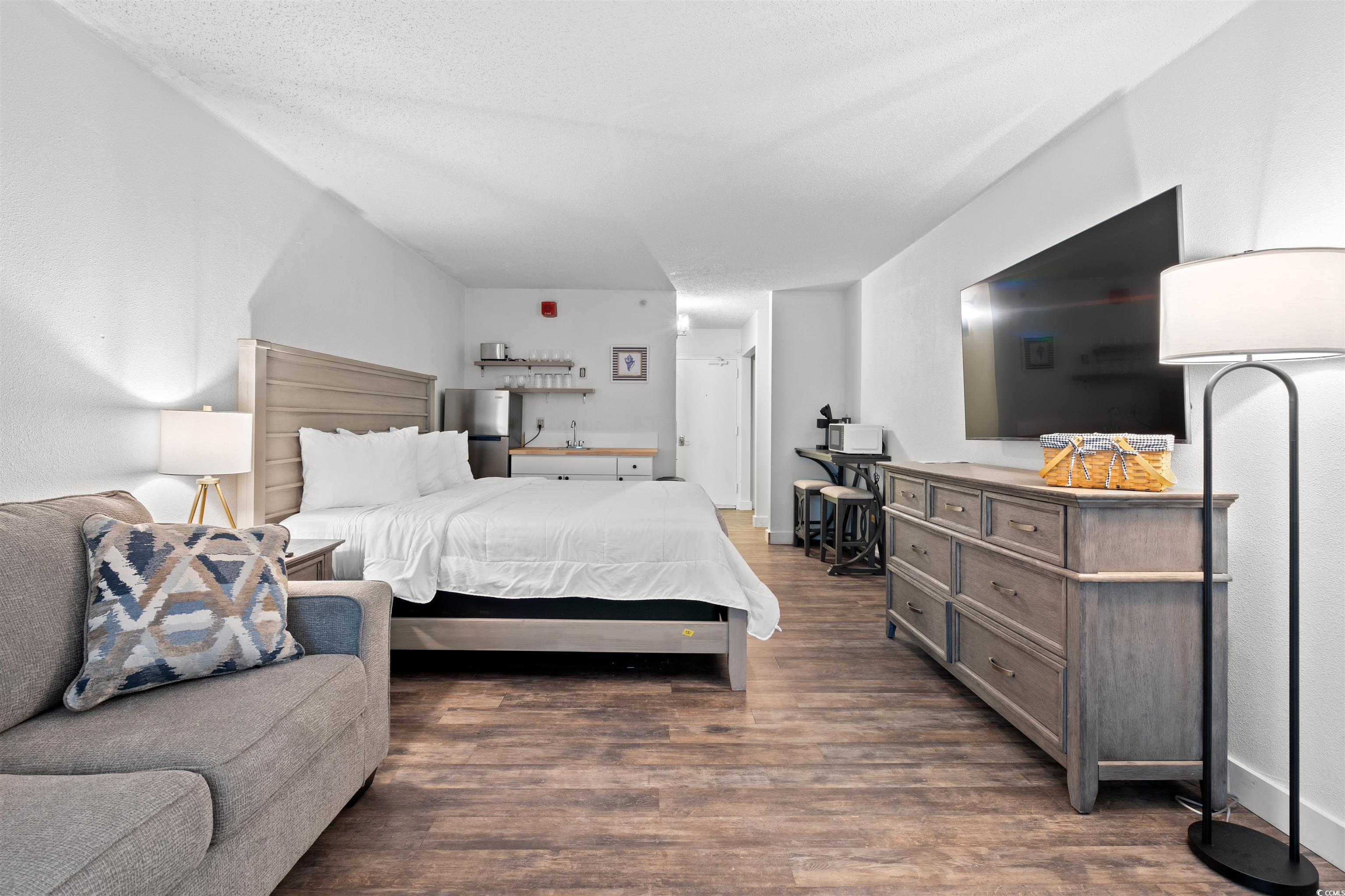 1501 Ocean Blvd. S Unit: 422