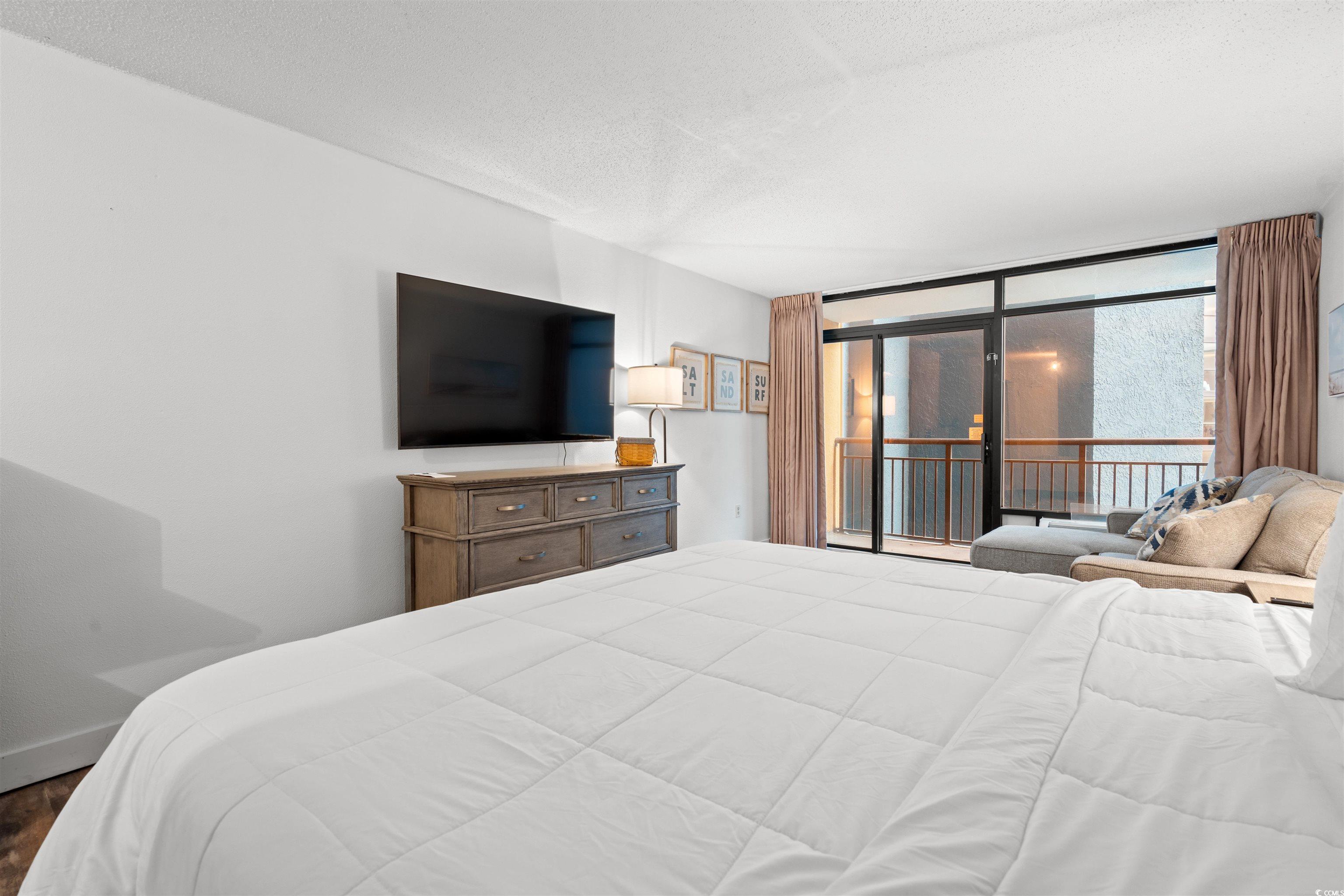 1501 Ocean Blvd. S Unit: 422
