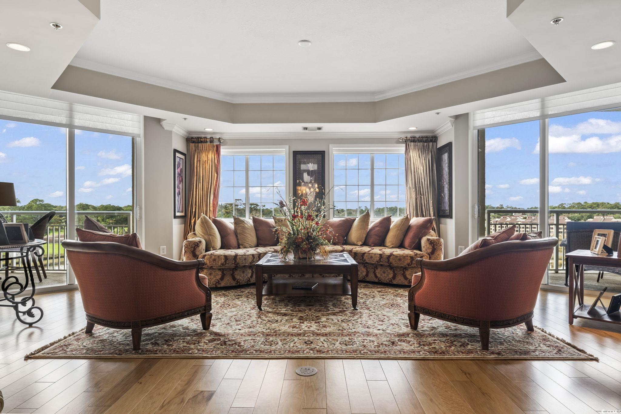 9547 Edgerton Dr. Unit: 305
