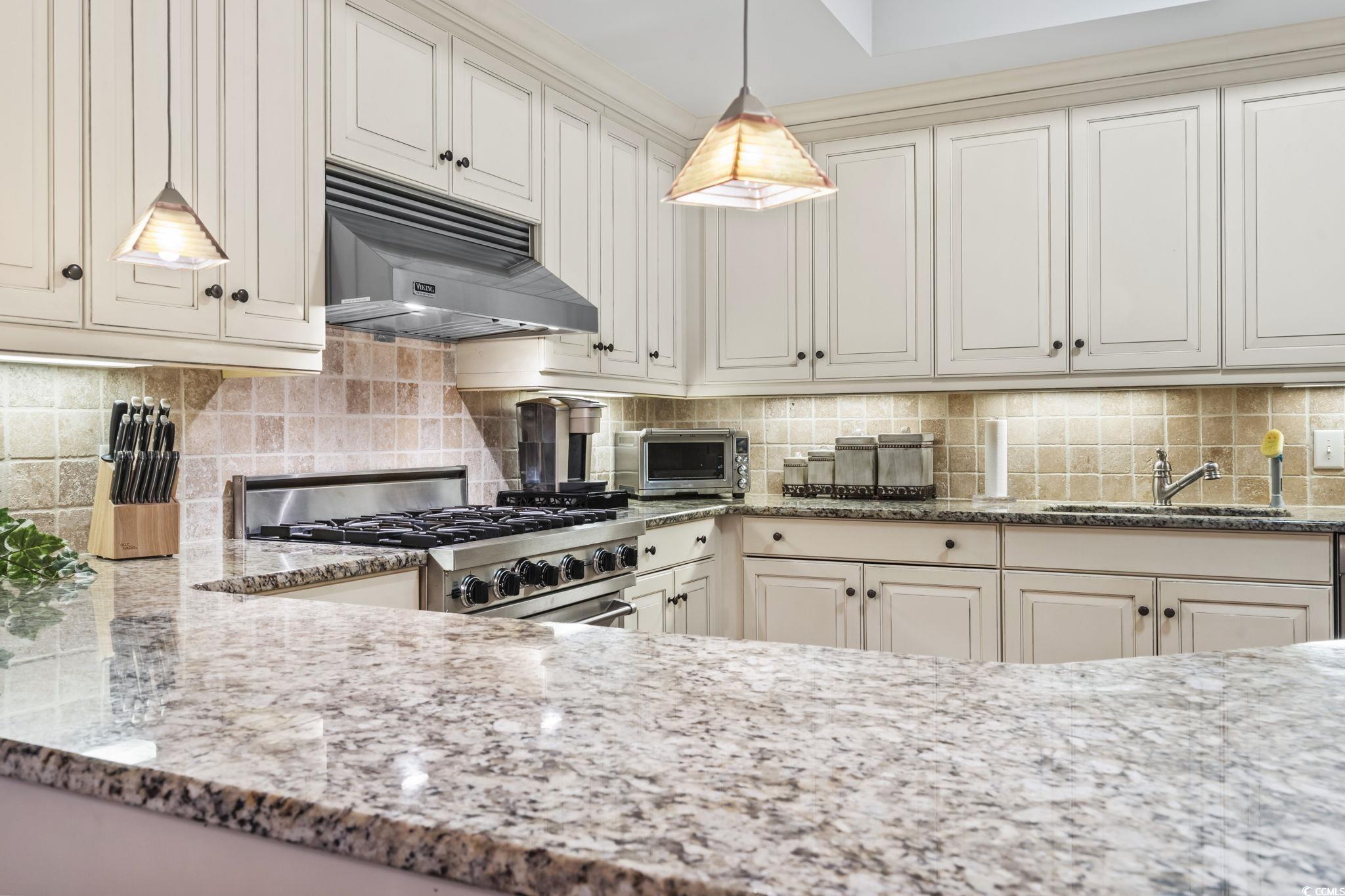 9547 Edgerton Dr. Unit: 305