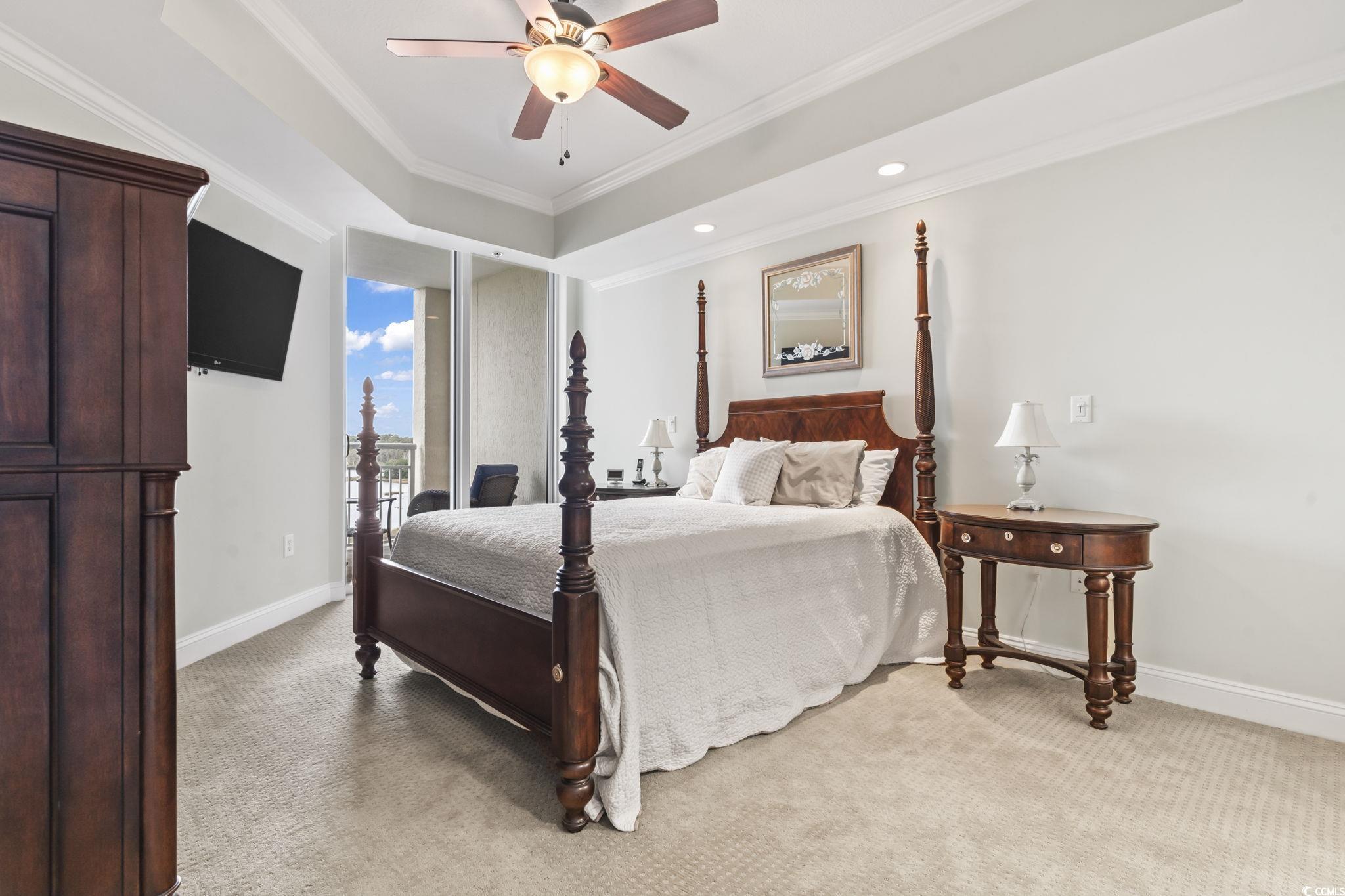 9547 Edgerton Dr. Unit: 305