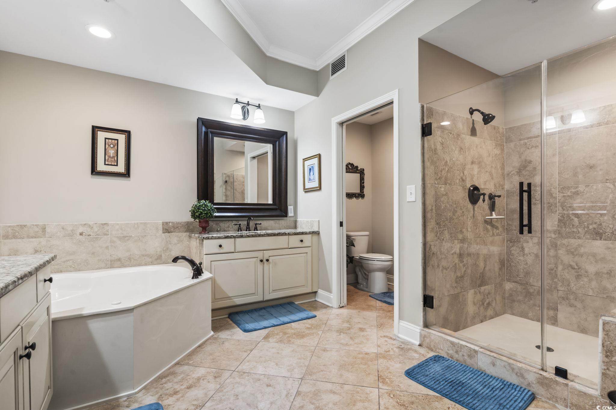 9547 Edgerton Dr. Unit: 305