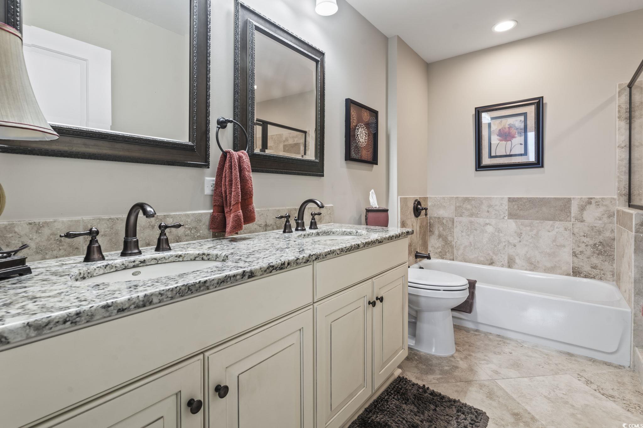 9547 Edgerton Dr. Unit: 305
